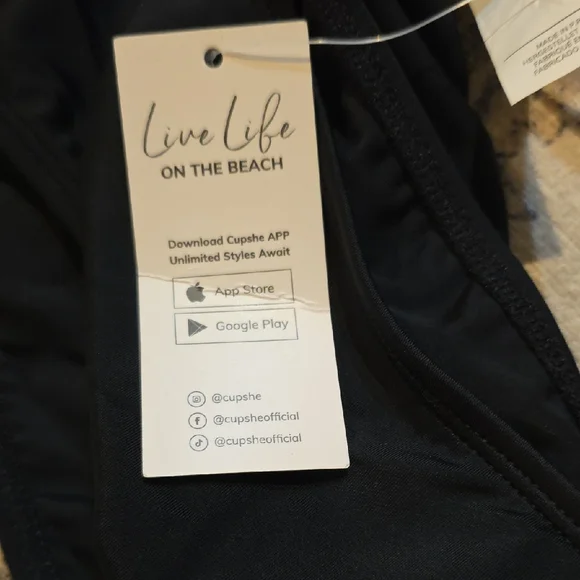 Cupshe Elegant Black One-Piece Swimsuit - Picture 2 of 5